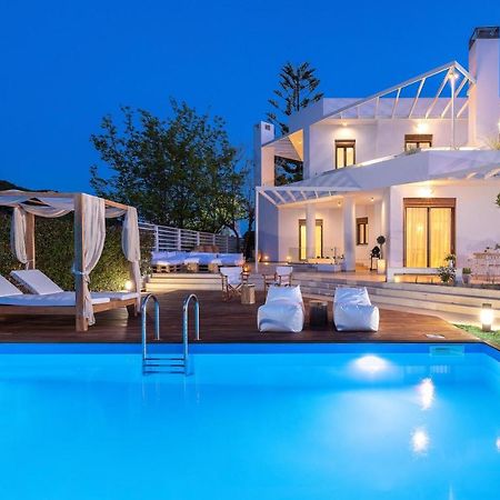 Love White Villa イアリソス エクステリア 写真