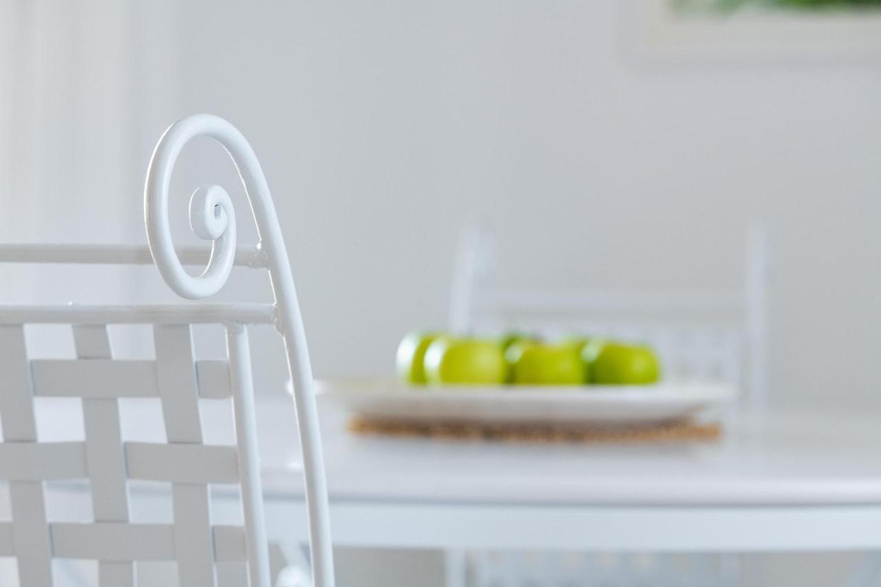 Love White Villa イアリソス エクステリア 写真