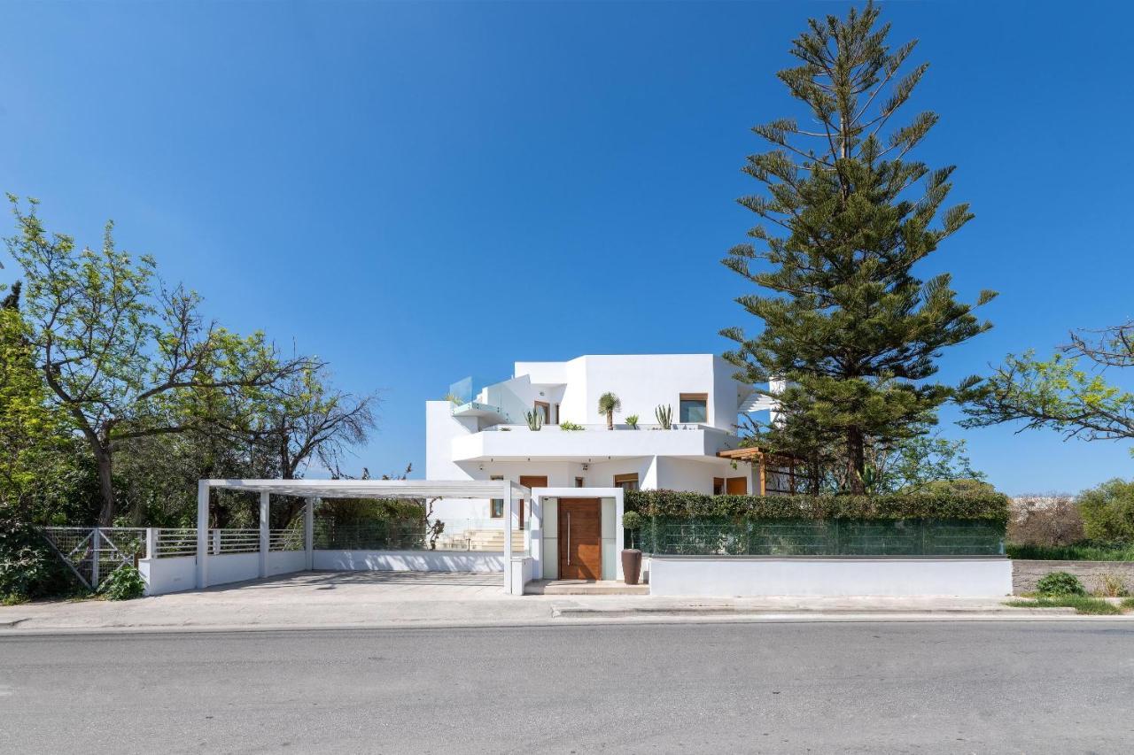 Love White Villa イアリソス エクステリア 写真